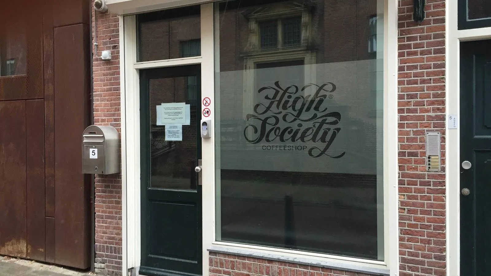 High Society Coffeeshop Amsterdam